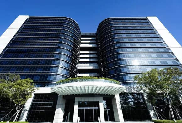 【悲報】ASUSとか言う常に80点の製品を販売する謎の台湾企業wwwwwwwww