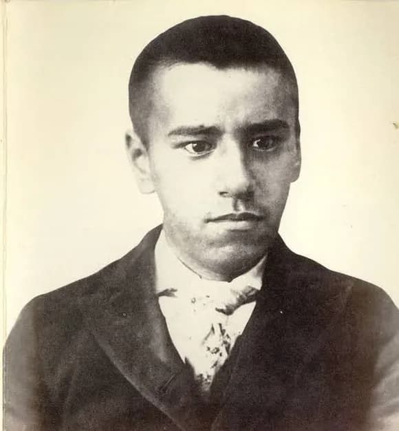 【急募】6大、若い頃はイケメンだった有名人「菅直人」「森喜朗」「松山千春」「竹内力」「彦摩呂」←あと一人は?