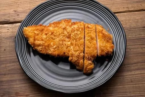 【悲報】家のトンカツが鶏肉だった奴wwwwwwwwwwwwwwww