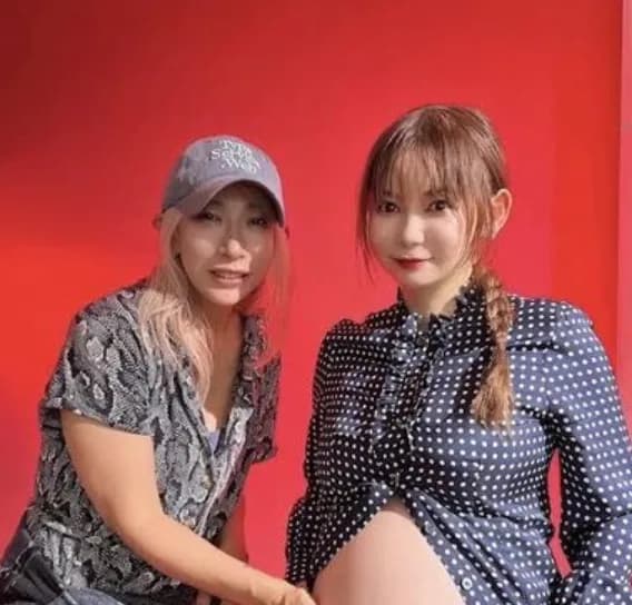 【画像】中川しょこたんのボテ腹wwwwwwwwwwww