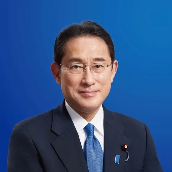 【画像】岸田文雄、髪を伸ばせばイケメンになる事が判明wwwwwwwwwwww