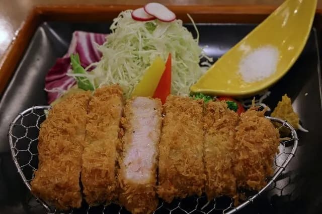 さんま とんかつの調味料に驚き「ソースやろ?」 高嶋政宏「一口目は塩」、馬場裕之「塩です」、白石美帆「塩とゆずこしょう」