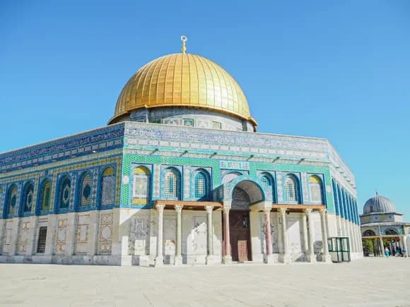 【悲報】日本で「イスラム教の技能実習生を騙して豚肉を食わせるドッキリ」が流行り始める・・・・・