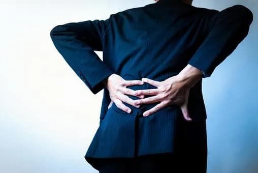 【悲報】ワイ、昨日職場の清掃で重い物を何回も運んだ結果wwwwwwwwwwwwwwww