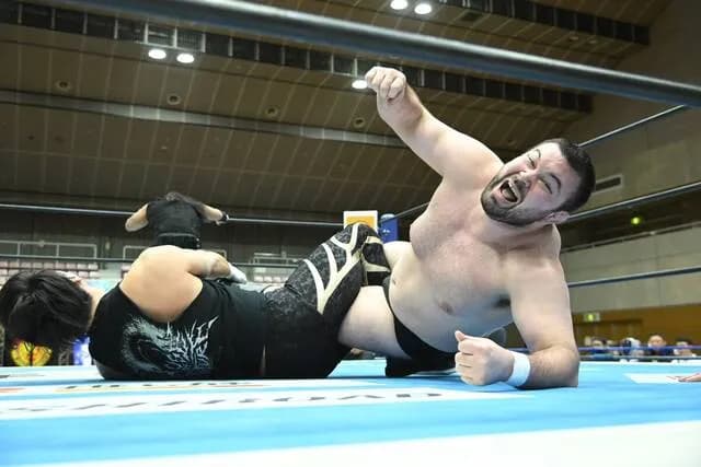 新日本プロレス・ウルフアロン、デビューから負けなしの11連勝
