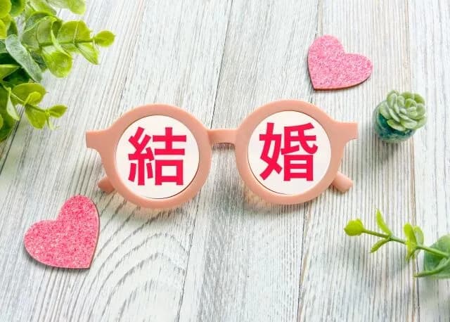 【悲報】婚活アドバイザー「40代独身男性は人として何かしらの欠陥がある」