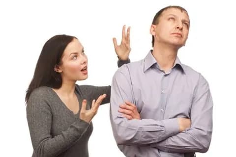 彡(゚)(゚)「こいつマジでむかつく、みんなで無視しよ」