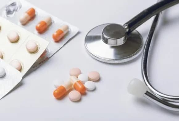 【悲報】薬剤師の友達「ジェネリック、ガチで効かない。絶対やめとけ」wwwwwww