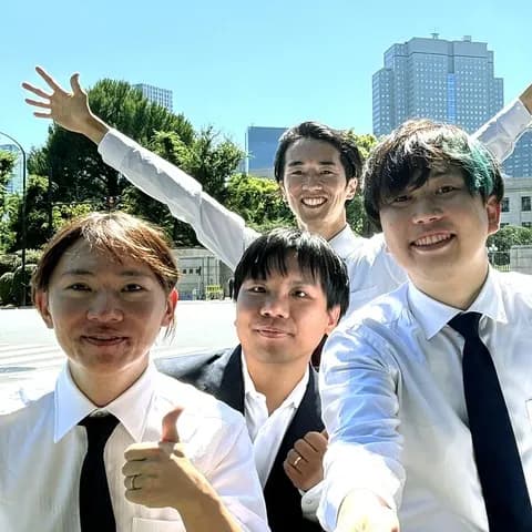 【画像】チーズみらいの集合写真、何故か叩かれるwwwwwwwwwwwwwwww