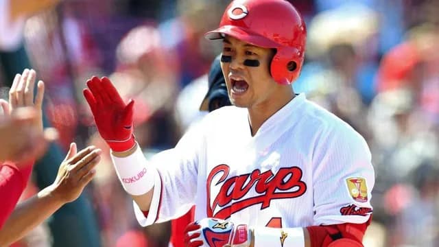 カープ小窪『内野守備走塁コーチ』が5エラーにブチ切れ「目の色を変えてやらないと次の試合に出られない」