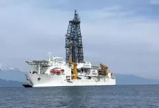 【悲報】中国「レアアース輸出規制やめるわ」日本人「中国の挑発に乗らなかった高市さんすげぇ!」wwwwww