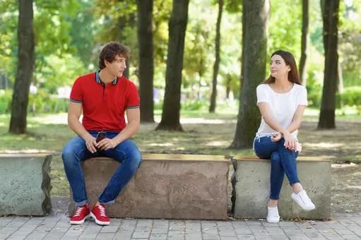 【急募】おまえらナンパってしたことある?今歩いてたらめちゃくちゃ可愛い子が1人で歩いてたわwwwwwwwwwwwwwwww