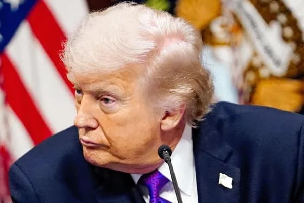 【謎】トランプ1期目←割とまとも トランプ2期目←完全に狂ってる