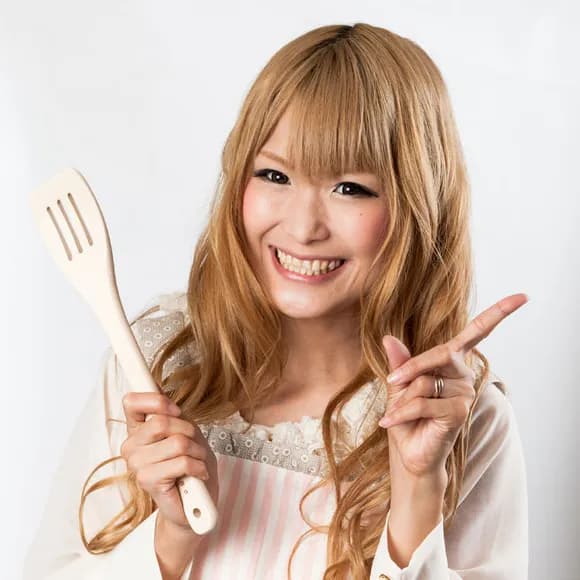 【悲報】ギャル曽根(40)「体質が変わって食べたら太るようになった。以前は食べても太らなかったのに」