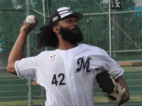 ロッテ・ジャクソンが家事中に刃物で負傷…右手人さし指に裂傷、抜糸まで10日ほどの見込み