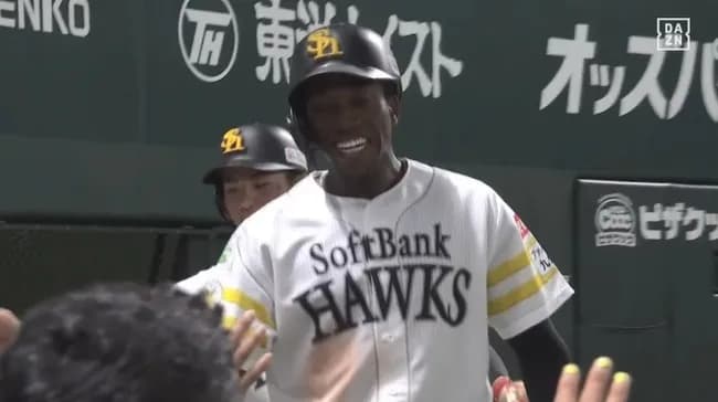 【ソフトバンク対中日オープン戦】ソフトバンク・イヒネ、中日・根尾からオープン戦第1号2ランホームラン!!!!!!!!!!!!!!!