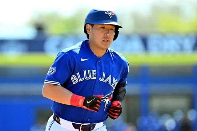 【朗報】 岡本和真、メジャーリーグで無双してしまうwwwwwwwwwww