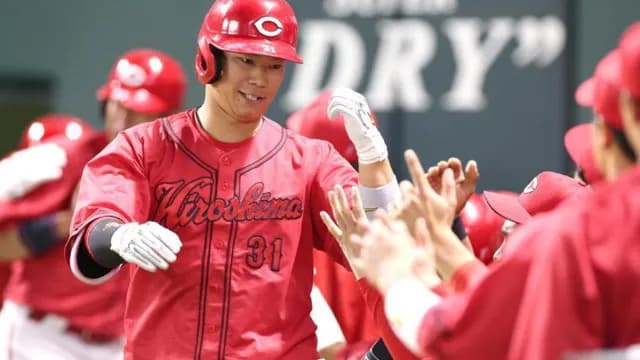 カープ坂倉3ラン!秋山1号ソロ!3発7打点のHR攻勢でソフトバンク投手陣攻略!!