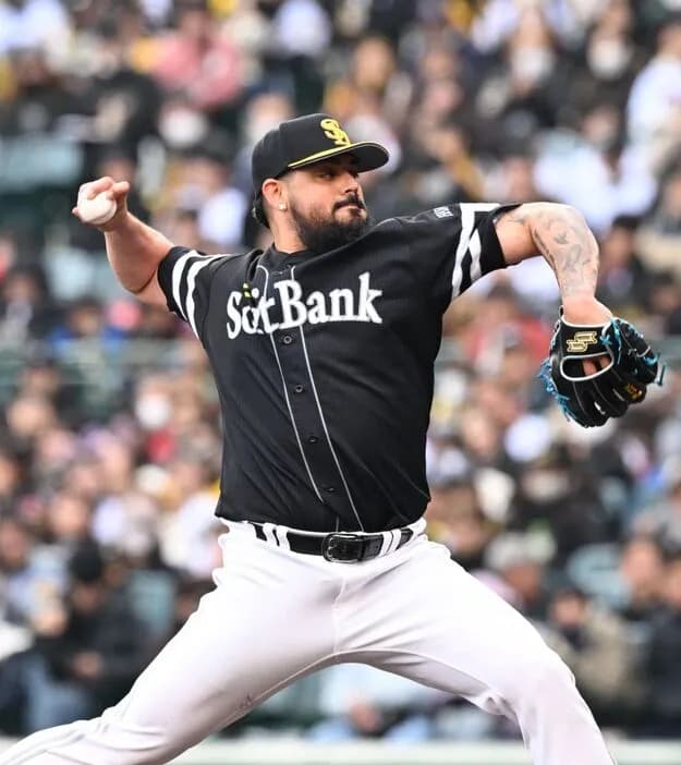 4年40億3年目ソフトバンクのオスナさん、「抑え限定」の特記事項があったため多額の違約金ゲットしそうww