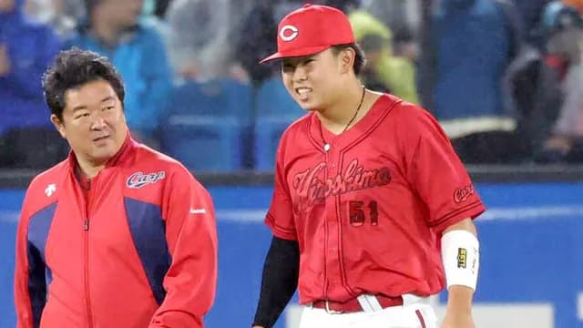 カープドラ1平川蓮、負傷交代。HRキャッチ試みフェンス激突