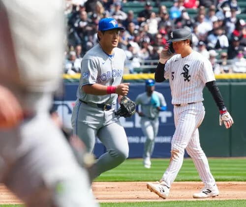 【悲報】岡本と村上、もう化けの皮が剥がれそう