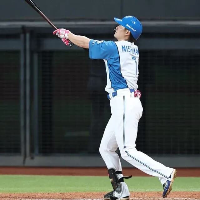 西川遥輝.364 1本塁打 OPS1.227 ←これを取りに行かなかった球団wwwwwwwwwww