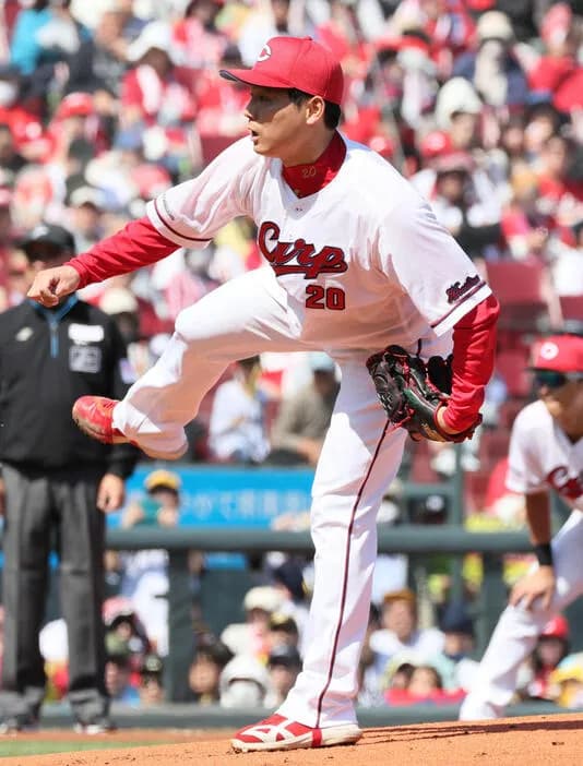 先発栗林 2登板 1勝0敗 防御率0.53 17回 18奪三振 0与四球←これwwwwwwwwwwwwwww