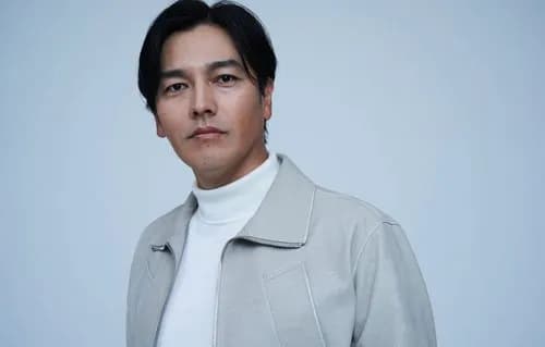 【困惑】「豊臣兄弟!」光秀役の要潤さん、信長役の小栗旬さんと本能寺の変が終わるまで距離を取る・・・・・・・・・