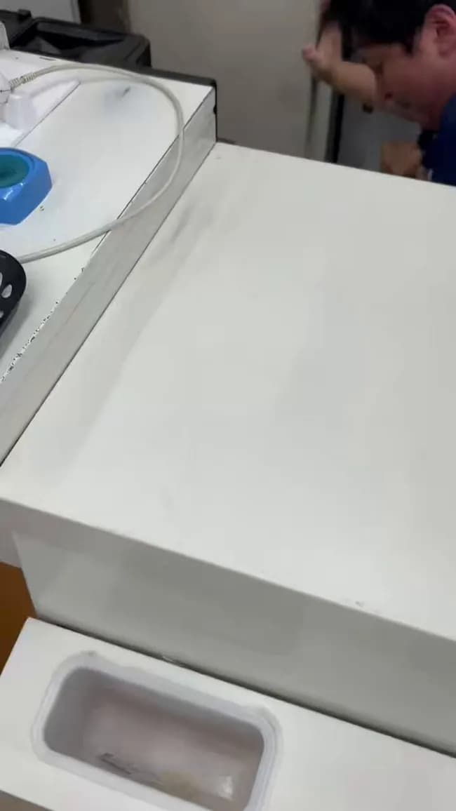 【動画】ローソンの店員、ガチンコファイトwwwwwwwwwwwww