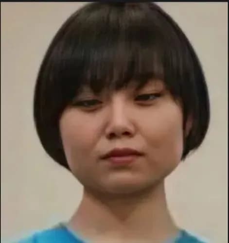 【画像】Adoさんの素顔wwwwwwwwww