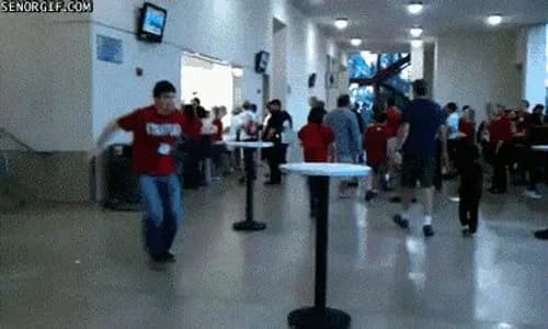 【悲報】チー牛さん、パルクールに挑戦した結果wwwwwwwwww