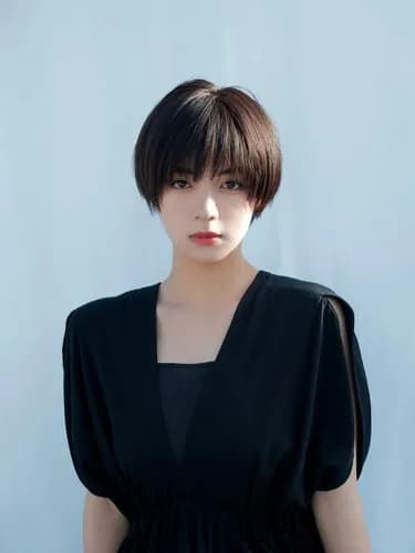 【悲報】池田エライザさんのアレが流出→事務所と本人が完全無視した結果wwwwwwwwww