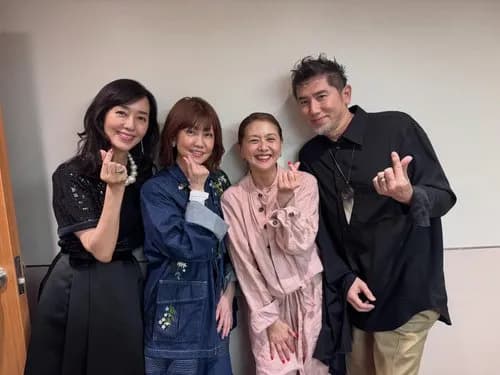 【画像】早見優さん、「82年組ミニ同窓会」で本木雅弘・松本伊代・小泉今日子との豪華4ショットを披露wwwwwwwwww