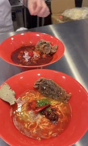 【悲報】こめおさんの蟹ラーメン店「かにを」、能登産をアピールしておきながら中国産の蟹を使っていたとバレてしまうwwwwwwwwww