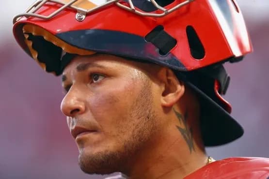 MLB=名捕手モリーナ氏が搭乗予定の飛行機墜落、操縦士ら2人死亡